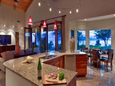 Gourmet Kitchen with Breakfast bar